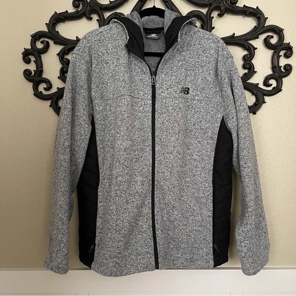 NEW BALANCE Men’s Jacket Hooded Size Lage